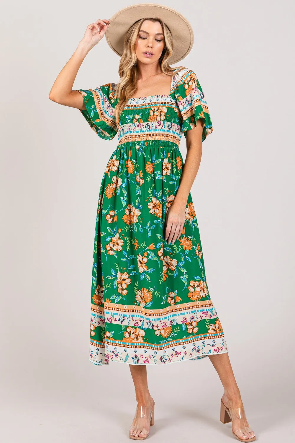 ONLINE EXCLUSIVE SAGE   FIG Printed Smocked Short Sleeve Midi Dress