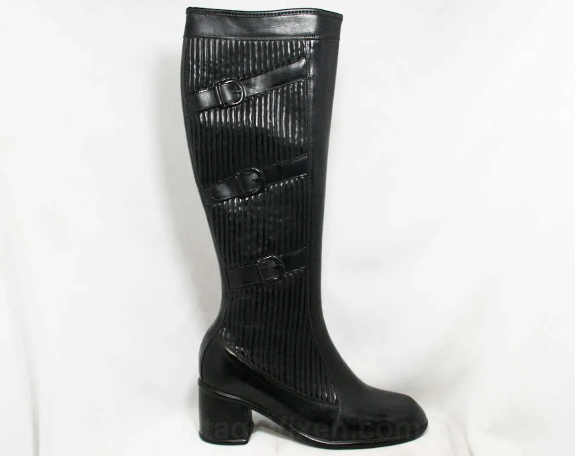 Size 6 Trompe L'Oeil 60s Boots - Black Waterproof Rubber - Sophisticated 1960s - Faux Buckles - Fleece Lined - Unworn - Deadstock - 43709-3