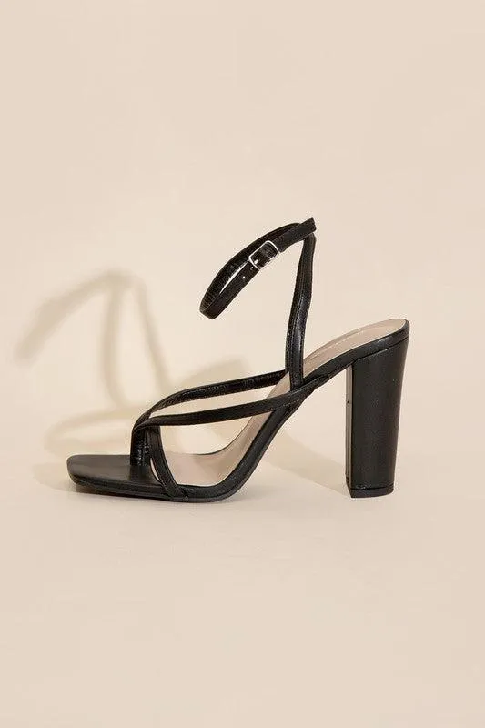 Womens Shoes Style No. Nile-5 Thong Strappy Heels