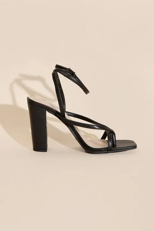 Womens Shoes Style No. Nile-5 Thong Strappy Heels
